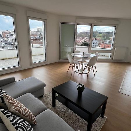Charme Citadin Apartment Villemomble Exterior photo
