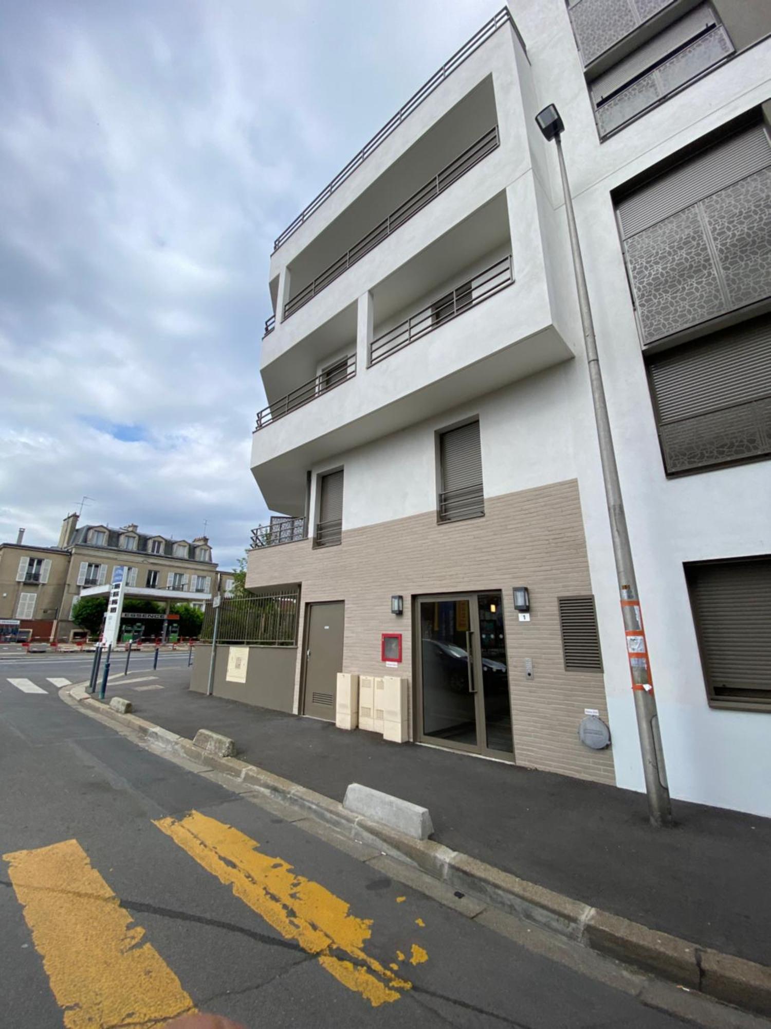 Charme Citadin Apartment Villemomble Exterior photo